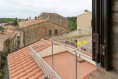 Tradiční dům uprostřed toskánského městečka na prodej, Bibbona