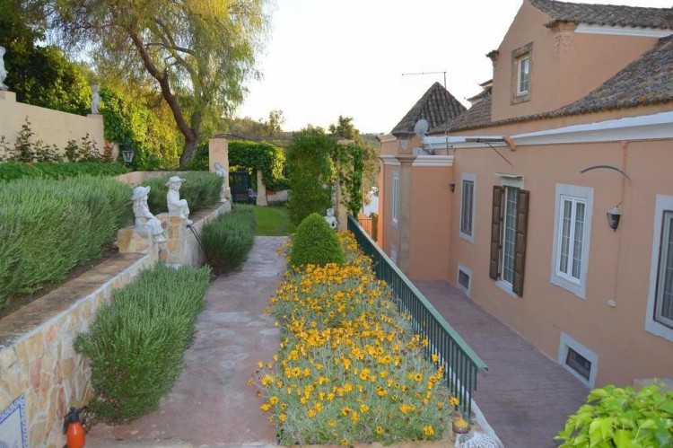 Luxusní historický palác s bazénem a zahradou na prodej, Silves