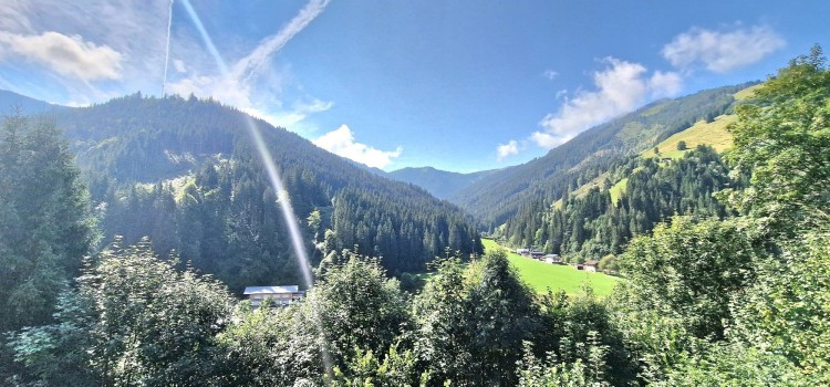 Byt s 1 ložnicí kousek od lanovky na prodej, Viehhofen