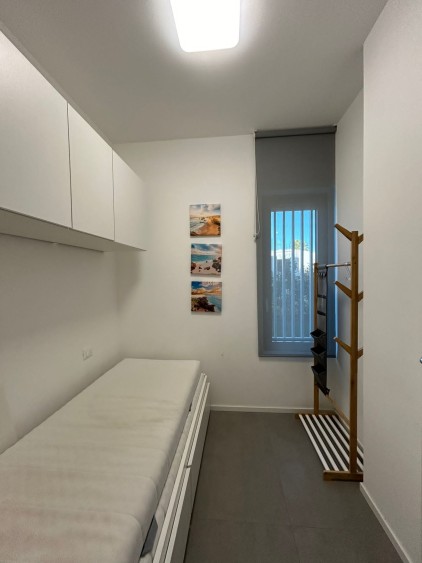 Nový, vybavený apartmán , v Lido di Jesolo v rezidenci s bazénem